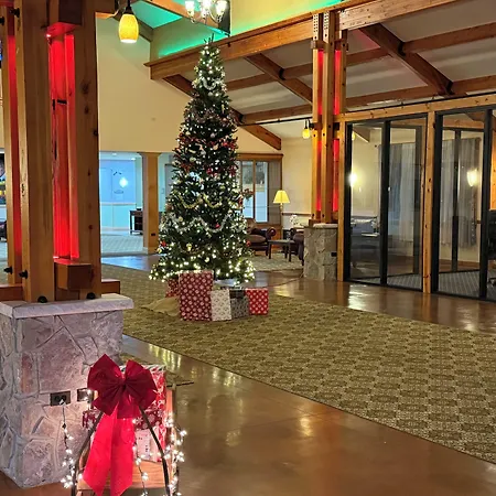 The Montcler Hotel - Redberri Luxury Collection