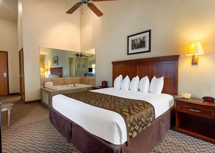 The Montcler - Redberri Luxury Collection Hotel 4*