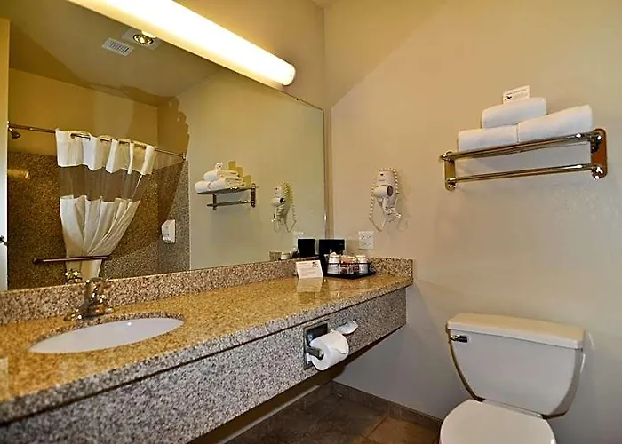 The Montcler - Redberri Luxury Collection Hotel 4*